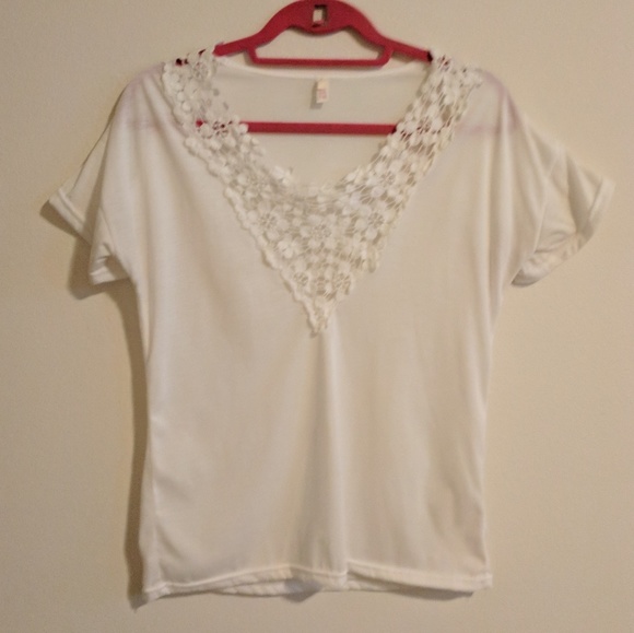 💲💲T-shirt with Lace Top💲💲 - Picture 1 of 3